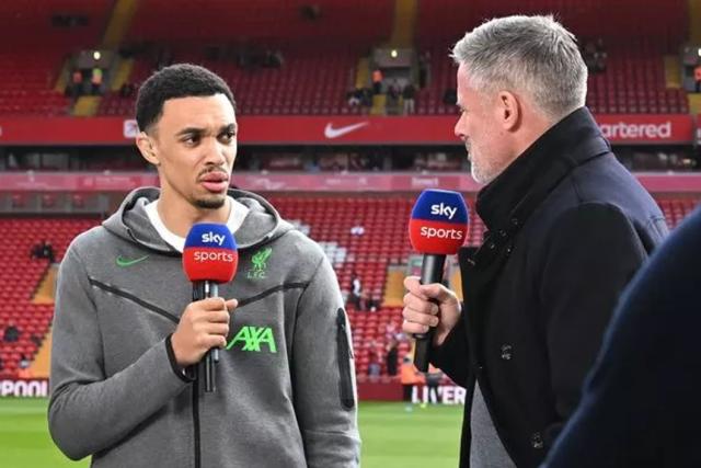 arnold carragher.png